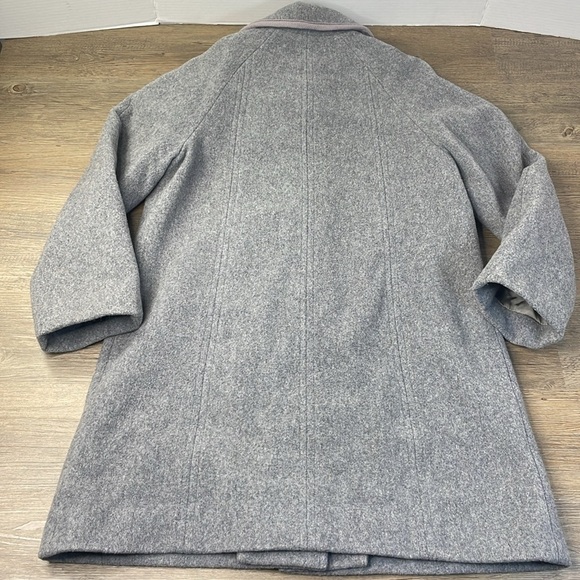 Vintage Penguin Women’s 100% Wool Grey Pea Coat, Thinsulate, size 12 - Picture 9 of 10